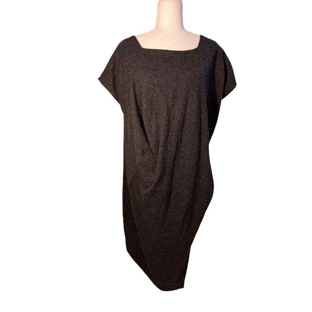 NWT Pino Pizo charcoal melange wool dress with capped sleeves and asymmetrical d